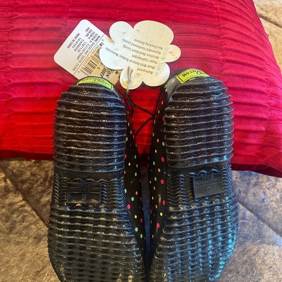 WESTERN CHIEF gorgeous garden clog/ size 6 - Picture 3 of 7